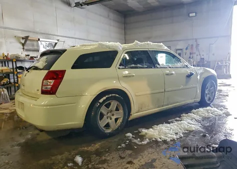 2005 Dodge Magnum Sxt z USA, uszkodzony, nr VIN 2D4FV48V75H529504